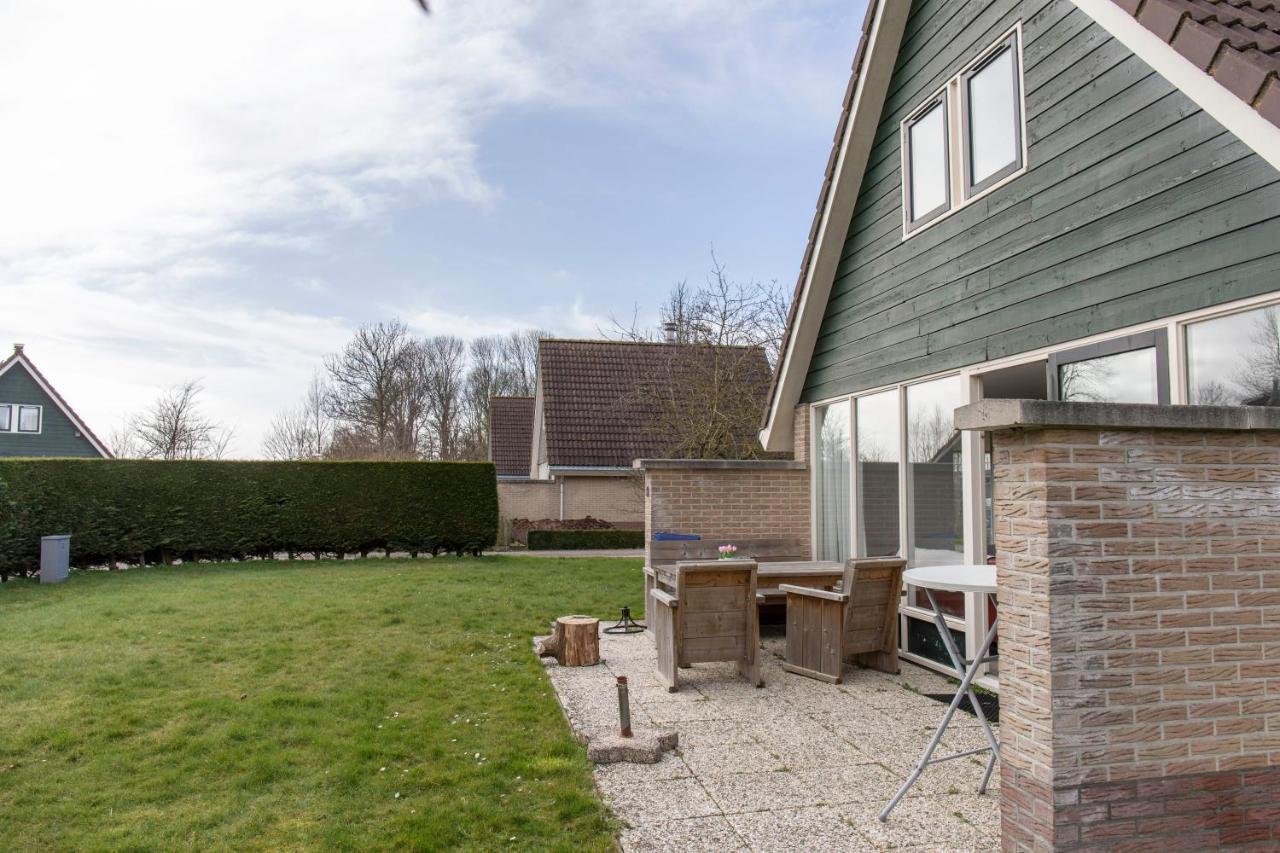 Bungalow 6 Op Recreatiepark De Wielen São Martinho Exterior foto